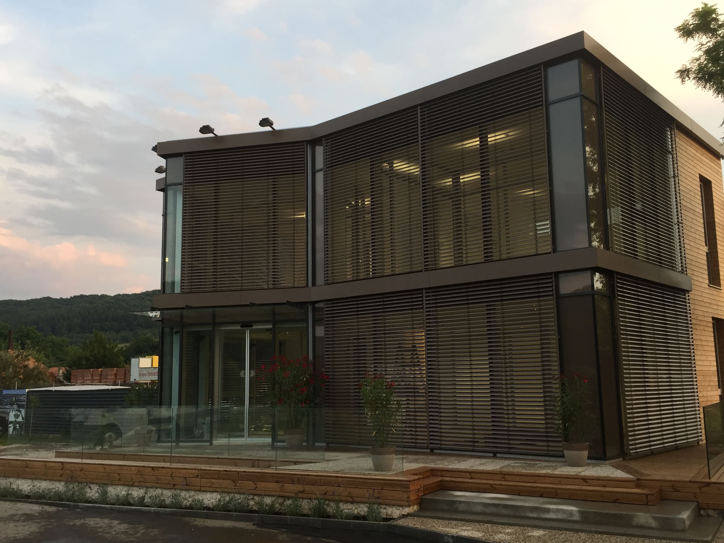 TFLavanda office building façade with louvered shading system